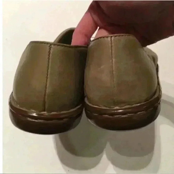 Eurostep Flats 8 Green Leather Square toe loafers - Picture 7 of 9